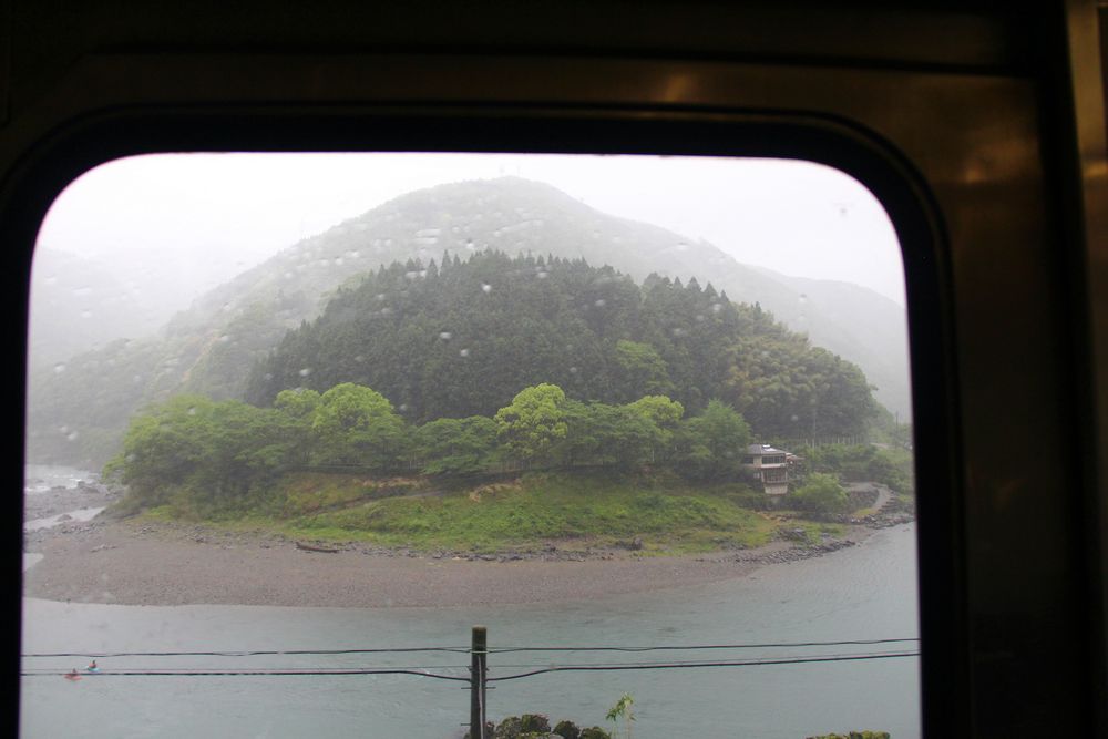 From the train near Naraguchi on the way down from Hitoyoshi. (2016)